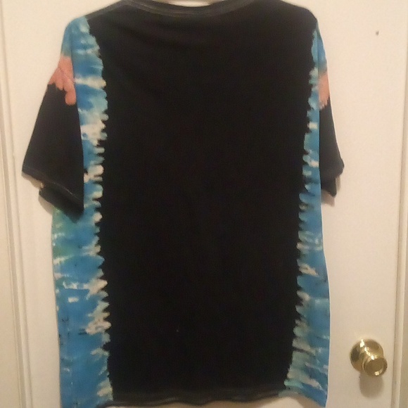 NWOT - "2Pac, Me Against The World" Short Sleeve T-Shirt - Size Large - Picture 4 of 4